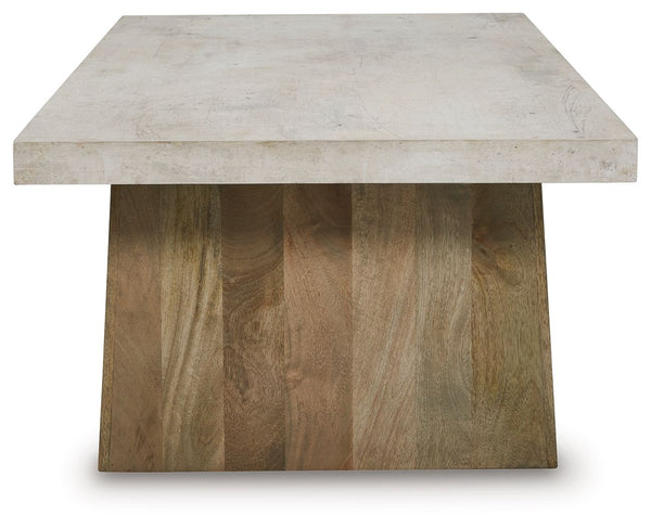 Brendalhouse - Light Brown - Rectangular Cocktail Table