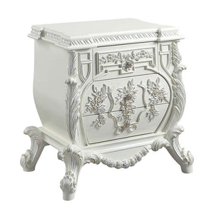 Luxurious style, sophisticated charm, and lustrous finishes are all included in the Vanaheim Bedroom Collection. Extravagant scroll floral design with gold trim accent creates classic appeal and timeless silhouettes. Button tufted headboard and footboard 