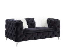 Gather your friends and family around for a game night or to enjoy a movie marathon. Whatever it may be, sofas are a staple in all our homes. Take a look at this Phifina collection