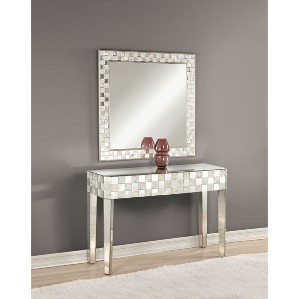 The Nasa mirrored console table demonstrates sophisticated, graceful, elegant style with its unique design. While elegantly reflecting its surroundings, the console table combines glamour with modernism. Light is captured and reflected from all angle of t