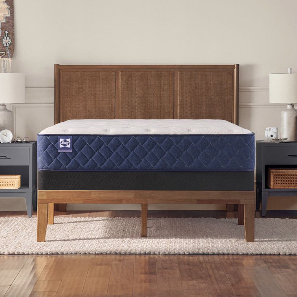 This innerspring mattress provides even more edge-to-edge support through the combination of our SealyStability encased coils and the StableEdge Pro system. The addition of the CoreSupport center provides extra support for the heaviest part of the body wi