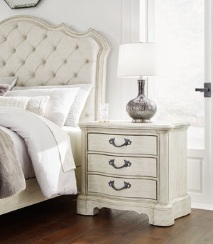 Arlendyne - Antique White - 7 Pc. - Dresser