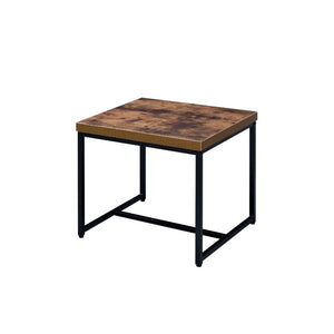 The Bob occasional tables simply states that you are up with the times, with its industrial looks and the mixing of black metal with weathered oak. The thicker wood top is supported by lighter scaled black metal lags and an stretcher which assures for a s