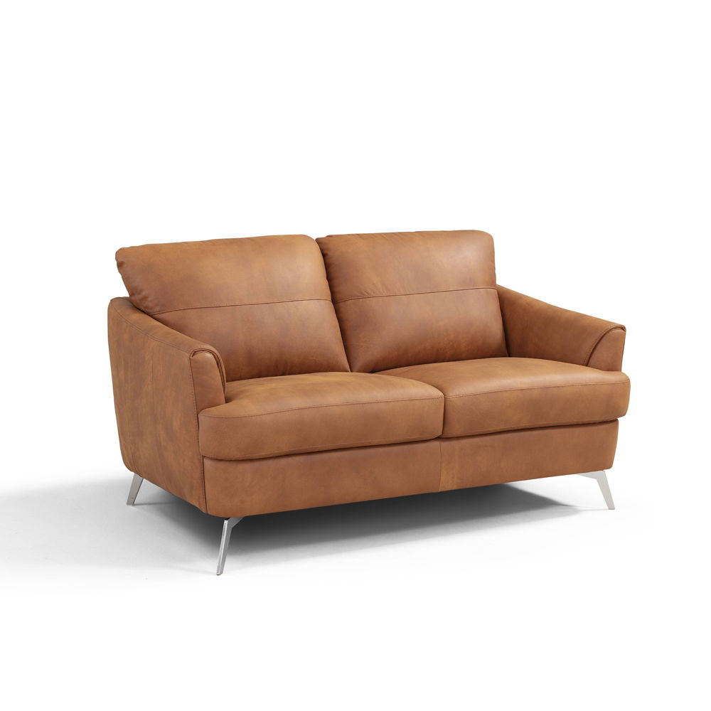 Made In Italy<br/><br/><b>Product Features</b><ul><li>Made In Italyâ€§Seat Construction: Full Foamâ€§Wooden Inner Frameâ€§Metal Chrome Legsâ€§Tight Seat & Loose Back Cushionâ€§KD Leg</li><li>Case: 1Pc/1Ctn</li><li>Finish: Cappuchino Leather</li><li>Style: