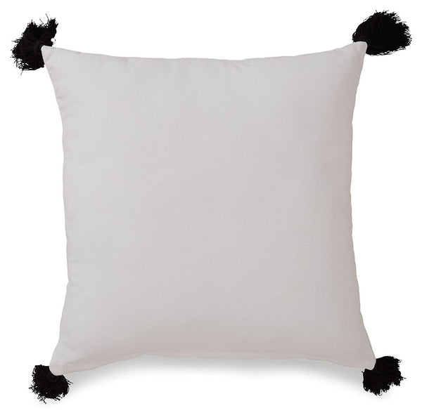  itâ€™s a timeless way to incorporate texture.<br/><br/><b>Product Featu