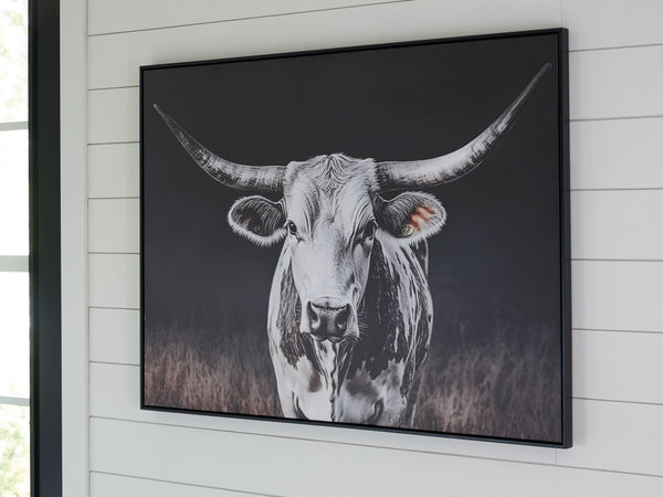  its white coat contrasting beautifully against the dark background tones. A sleek black frame completes the look.<br/><br/><b>Product Features</b
