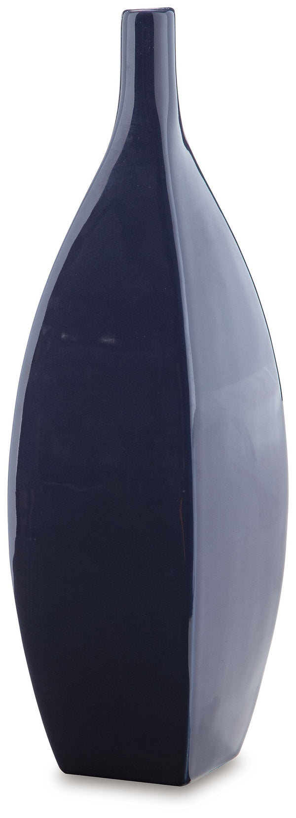 This vase is an effortless display of versatile style. Its navy blue hue makes a chic statement, whether hosting faux florals or standing alone. Sprucing up your outdoor oasis? The vase is durable enough for alfresco use, so you can add decorative flair w