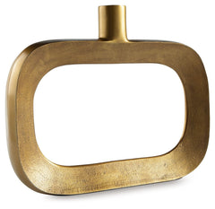 Geometric forms get a glam upgrade in this vase. Decidedly contemporary with its sculptural silhouette, it ushers a confidently curated vibe into your space. The goldtone finish brings an eye-catching metallic flair to your mantel, bookshelf or centerpiec