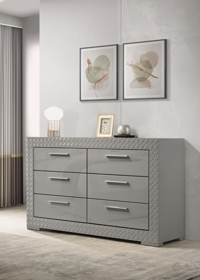 Elevate your bedroom decor with this stunning dresser, designed for both beauty and function. The high gloss finish enhances the contemporary Italian style, while the 3-dimensional diamond tile emboss adds a touch of sophistication. Six spacious drawers o