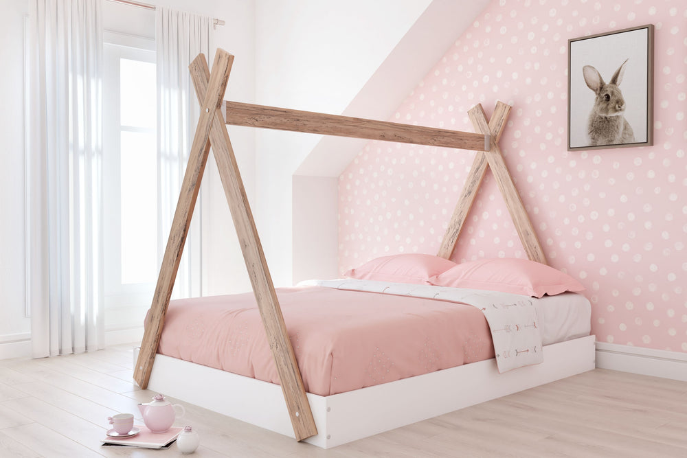 Adventure awaits with this full tent complete bed in a box. The effortless blend of contemporary and casual style features an expressive two-tone look in a solid matte white finish and a replicated sugarberry wood grain pattern. This complete bed in a box