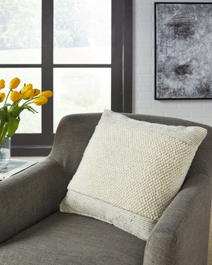  this decadent pillow isn-'t afraid to be the center of attention. Delightful visual contrast is created by a big and bold stripe. What a wonderful way to bring textural interest to a space.<br/><br/><b>Product Features</b><ul><li>F