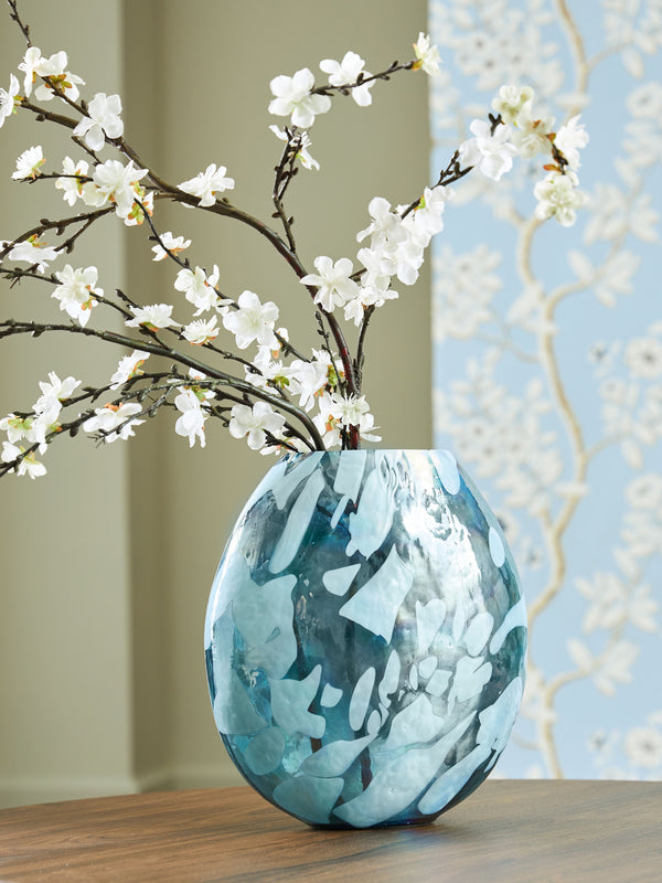  this piece is a graceful addition to your