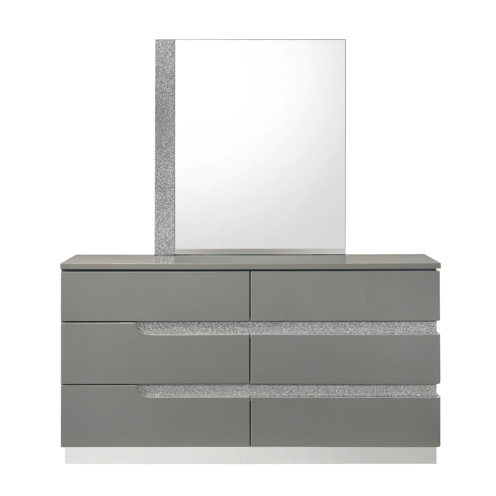 The Paradox Mirror in Gray is a perfect blend of contemporary style and superior functionality. Featuring a gleaming Gray gloss laminate finish, it offers a sleek, modern look with the added benefits of scratch and water resistance. This mirror is constru