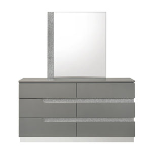  it offers a sleek