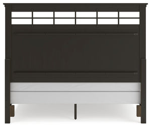Shawbeck - Medium Brown - King Panel Bed