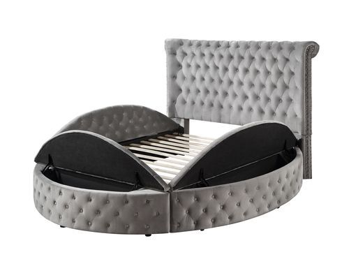 Gaiva - Eastern King Bed - Gray Velvet
