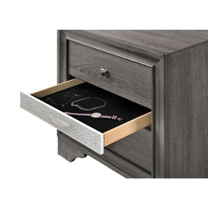 3 Drw (Jewelry Drawer w/Compartments) Drawer: GLIDE Center Metal (Kenlin, 3/4 Ext.), DOVETAIL English Front & Back, Fully Finished Inside (Full Ext. & FELT-LINED Only for Jewelry Drawer), Safety Stop, Manual Closing, Hdw: Single Pull Knobs (Handle Jewelry