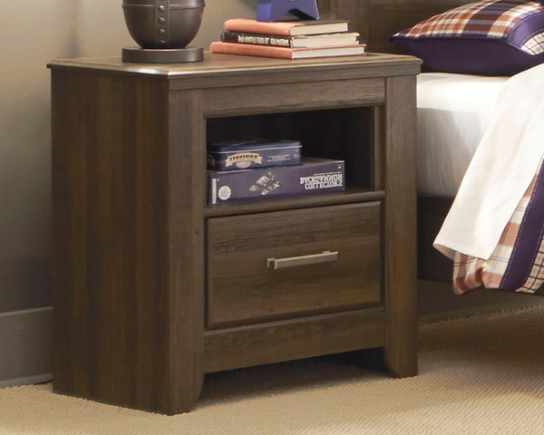  King Poster Bed
