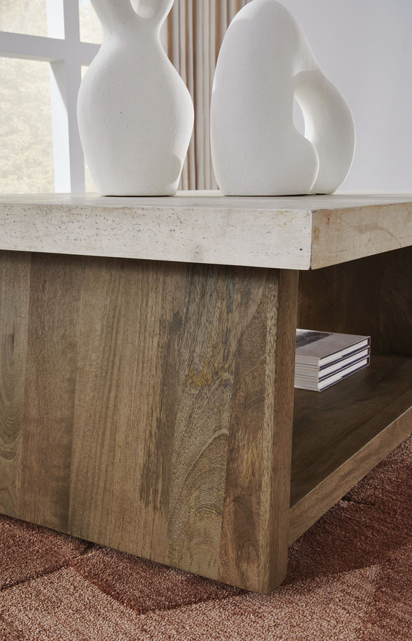 Brendalhouse - Light Brown - Rectangular Cocktail Table