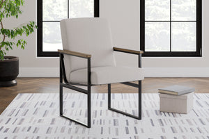  this home office desk chair encourages you to work or study in style. Its mixed-material design brings a trendy