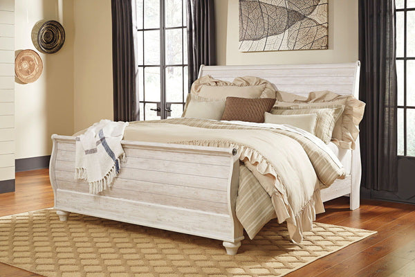 With its whitewashed finish thatâ€™s so wonderfully easy on the eyes, this queen sleigh bed makes the ultimate statement for your coastal cottage or shabby chic inspired retreat. Sure to carry you away to a dreamy time and place, this sinuous bed is adorn