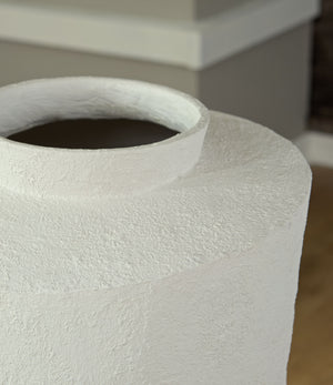 Flurinworth - Cream - Vase - 39"