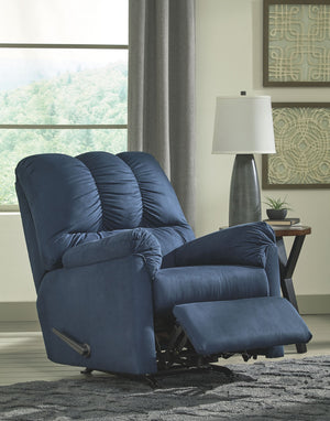  comfy pillow top armrests and an ultra-soft upholstery that holds up to everyday l