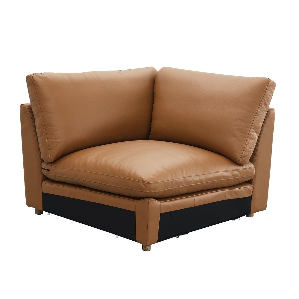 The Brighton sectional sofa exudes contemporary elegance and comfort. Covered in brown top grain leather, this spacious sectional is perfect for family gatherings or cozy evenings at home. Its sleek design and plush cushions offer both style and relaxatio
