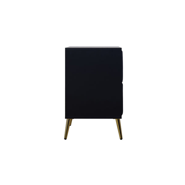  making it a stylish and practical addition to any bedroom. Expertly crafted from a mix of solid rubberwood