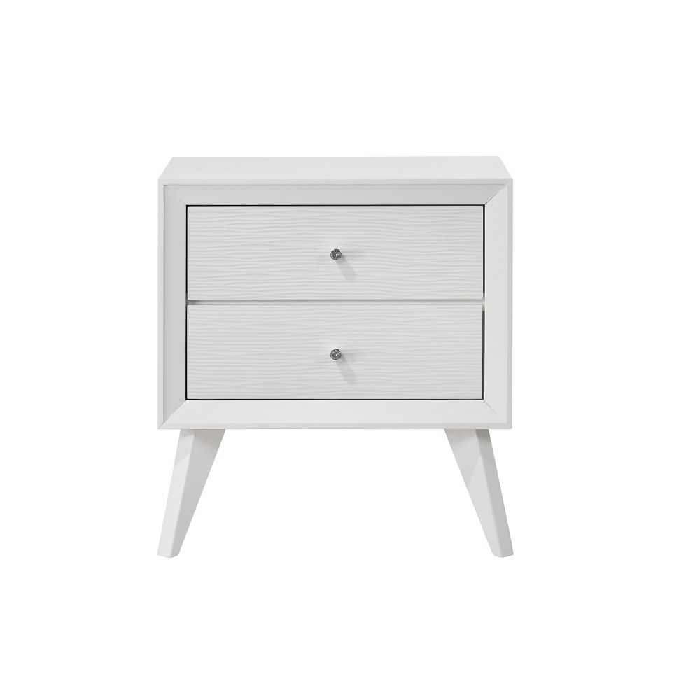 Minimalist and modern, the Cerys offers sleek clean lines for a contemporary take. The low-profile bed features a slatted headboard that makes the bed appear airy. Tying in the whole collection are the squared wooden tapered legs providing a stylish visua