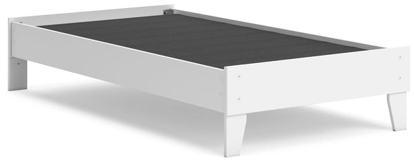 Hallityn - White - Twin Platform Bed