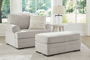 Introducing a seamless fusion of intelligent design and unparalleled comfort. Featuring reversible seat cushions enveloped in a sumptuous textured fabric, this seating package offers generous space for you to stretch out and indulge in pure bliss. <h4><b>