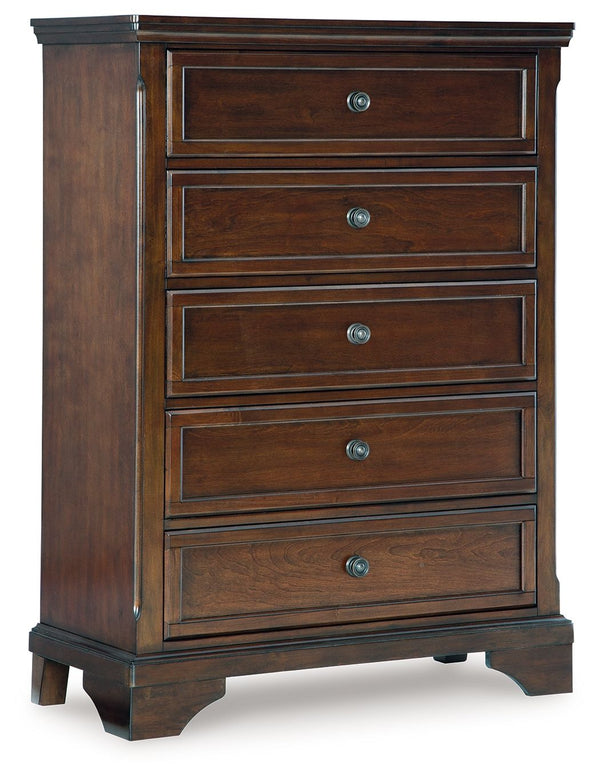 The traditional design of this chest of drawers has a timeless look that adds visual appeal to your bedroom, while its functionalism is equally impressive. There is lots of room for clothes and other essentials in five drawers with a warm brown cherry fin