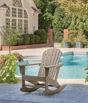  itâ€™s sure to weather the seasons beautifully. Designed to shed rainwater