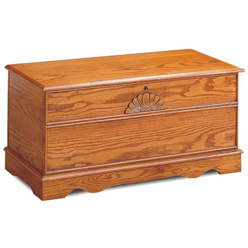 Cedar Chests Cedar Chest with Locking Lid