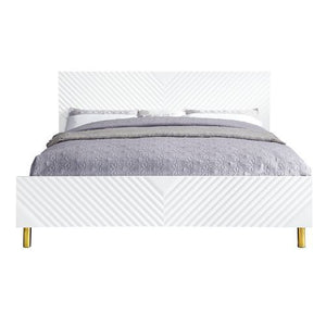 Gaines - Eastern King Bed - White High Gloss Finish