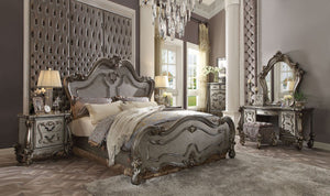 Sleeping like royalty with this Versailles collection, the bedroom set was inspired by old European design. This collection features carved scrollwork accent on headboard. The accent pieces crafted in wood with antique platinum and also included regal fea