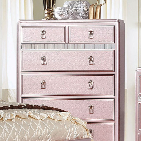 Avior Chest