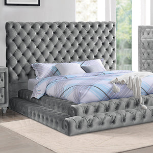 Stefania Queen Bed