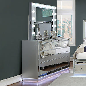 Belladonna Dresser