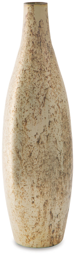 Love contemporary style? Youâ€™re sure to find this vase beautifully on point. Its striking mercury glass and cool shape are so easy on the eyes. Let this piece shine on its own, or accentuate it with your favorite flowers.<br/><br/><b>Product Features</b