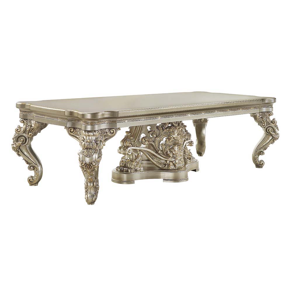 Bigger is always better, the Danae dining table is a true testament to that. Boasting immaculate details on the base and legs that are fit for royalty. This grand piece is sure to leave a lasting impression on everyone that feasts their eyes on it. The Ch