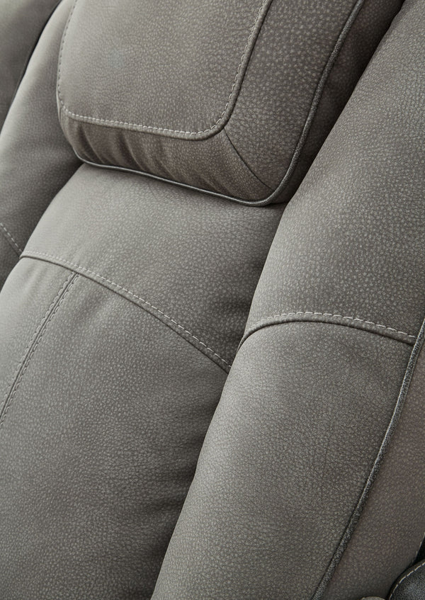  Recliner
