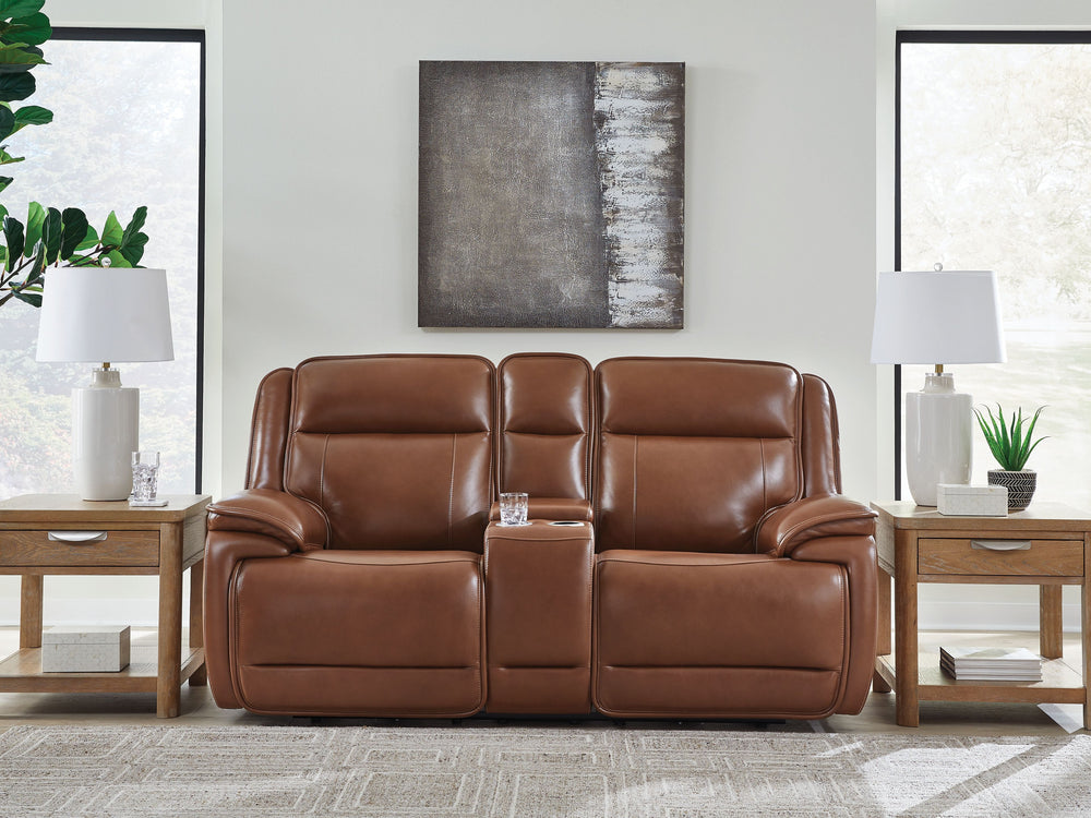 Minimalistic vibes, maximum impact. This power reclining loveseat exudes sheer luxury. Rich, sumptuous upholstery, dramatic cut and sew lines and generous padding offer an enticing look and feel. Experience improved circulation and infinite reclining posi