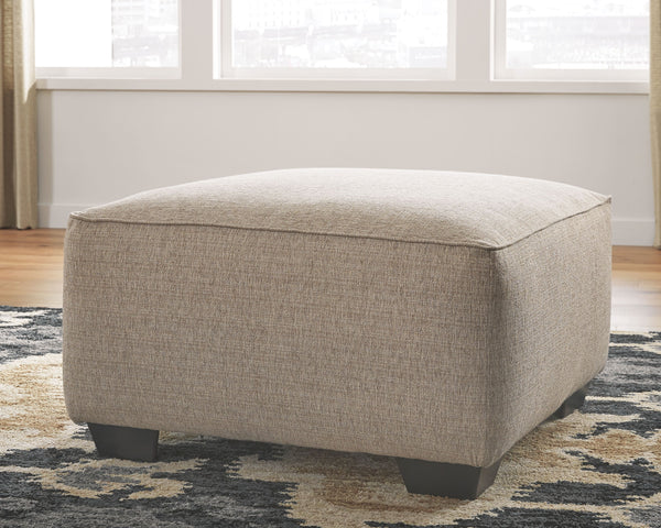  neutral and a natural complement for any space. Tri-block feet in a dark finish add a nice contrast and tailored touch.<br><br><b>Additiona