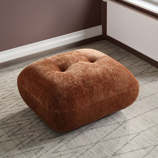 Discover unparalleled modern comfort with the Carrick sectional sofa. Draped in beige sandwich mesh fabric with a distinctive 3D texture, this sofa redefines luxury. The plush design and accompanying accent pillows enhance its inviting appeal, making it p