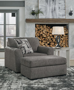 Contemporary in scale and silhouette, this set embodies curated comfort. An impressive width provides ample room to spread out without compromising on style. Kick back with family and friends for the latest streaming hit or big gameâ€”with this chair, fas
