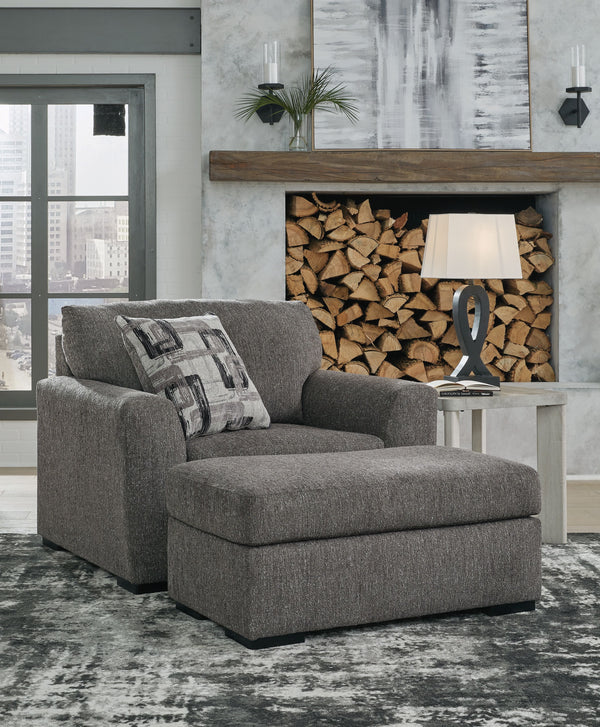 Contemporary in scale and silhouette, this set embodies curated comfort. An impressive width provides ample room to spread out without compromising on style. Kick back with family and friends for the latest streaming hit or big gameâ€”with this chair, fas