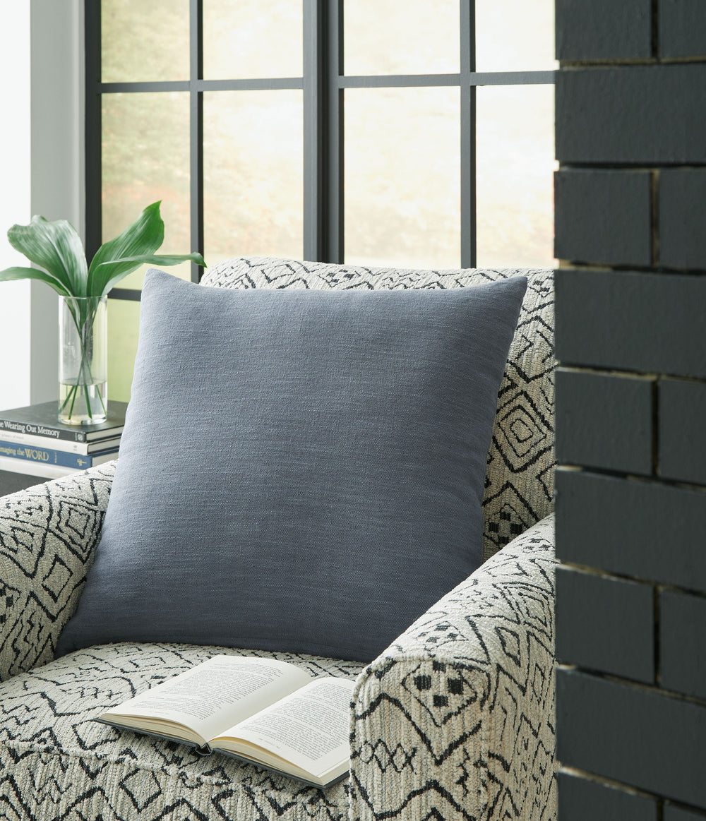 Ready for an instant refresh? This accent pillow is luxurious, fashion forward and made for easy layering. Inviting materials make it soft to the touch while adding just the right pop of color. Mixing well with a variety of interiors, this pillow brings c