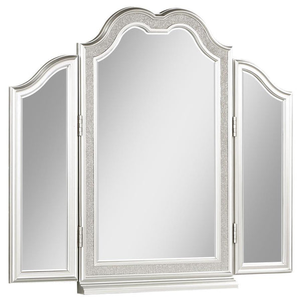 Your Evangeline collection vanity simply is not complete without this matching tri-fold mirror. Giving a great view from every angle, it-'s a necessity when creating gorgeous hairstyles and makeup looks, with side mirrors easy to position at just the righ